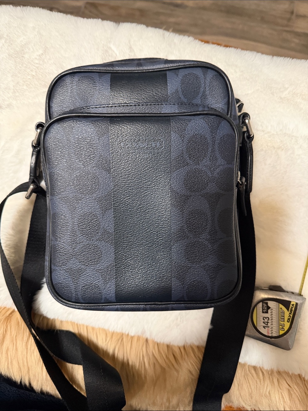 COACH Signature Heritage Shoulder Bag Black Navy - Picture 2 of 10